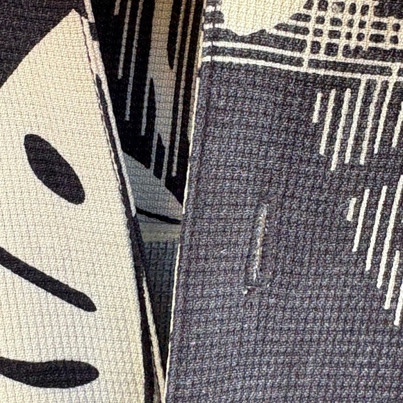 Geoffrey Beene 100% Silk Black and Cream Aloha Hawaiian Shirt - Picture 6 of 9